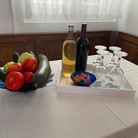 Apartments Ljiljana Клек Екстер'єр фото