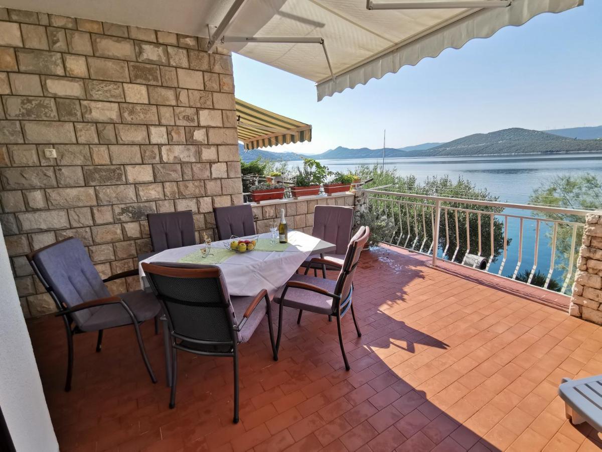Apartments Ljiljana Клек Екстер'єр фото