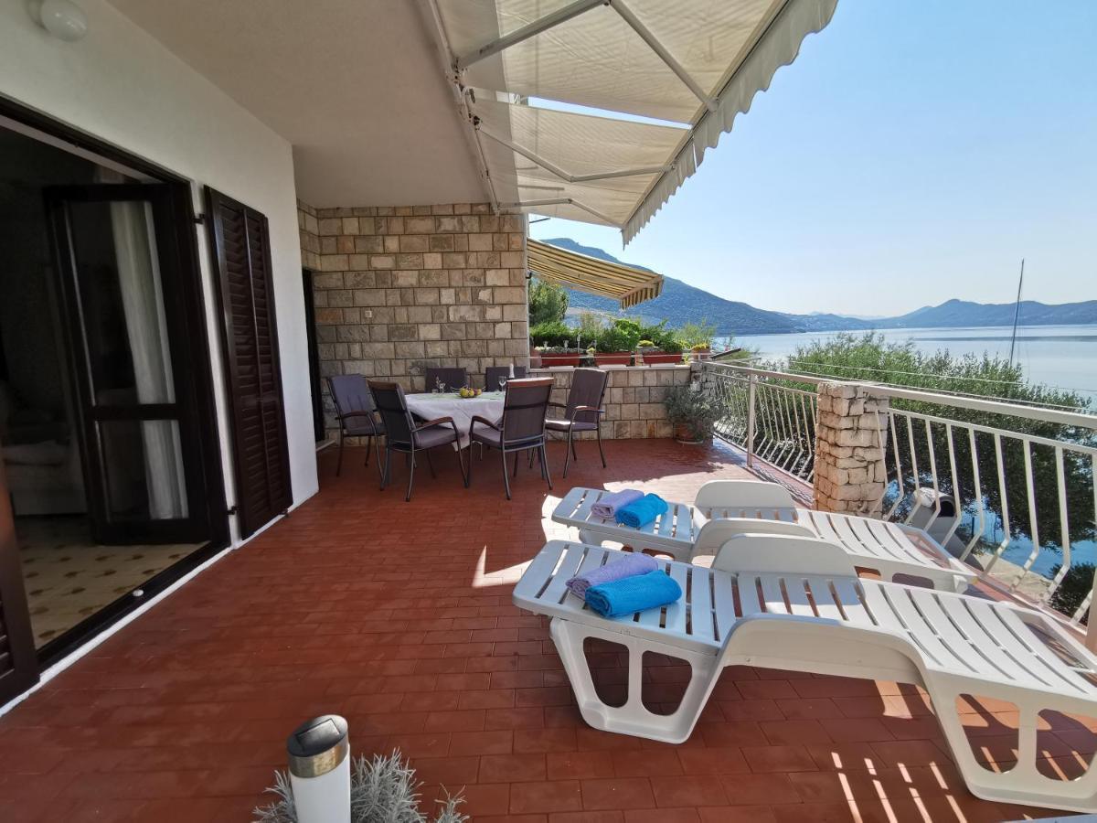 Apartments Ljiljana Клек Екстер'єр фото