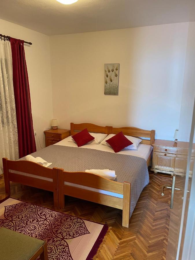 Apartments Ljiljana Клек Екстер'єр фото