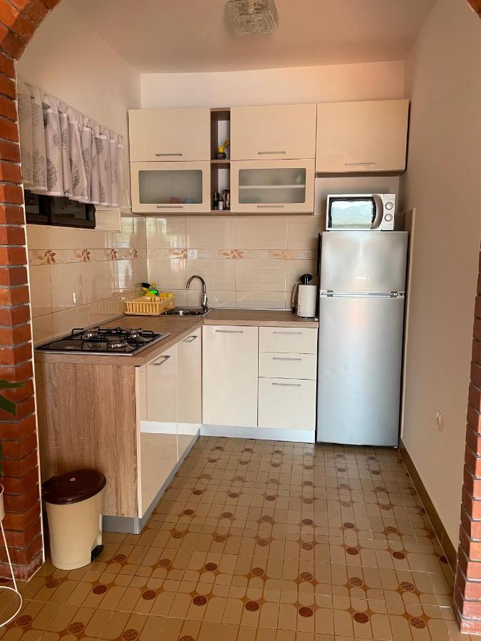 Apartments Ljiljana Клек Екстер'єр фото