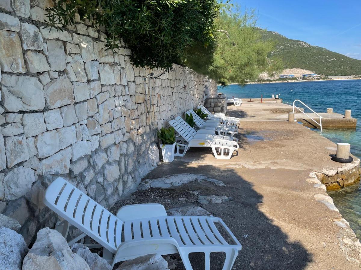 Apartments Ljiljana Клек Екстер'єр фото
