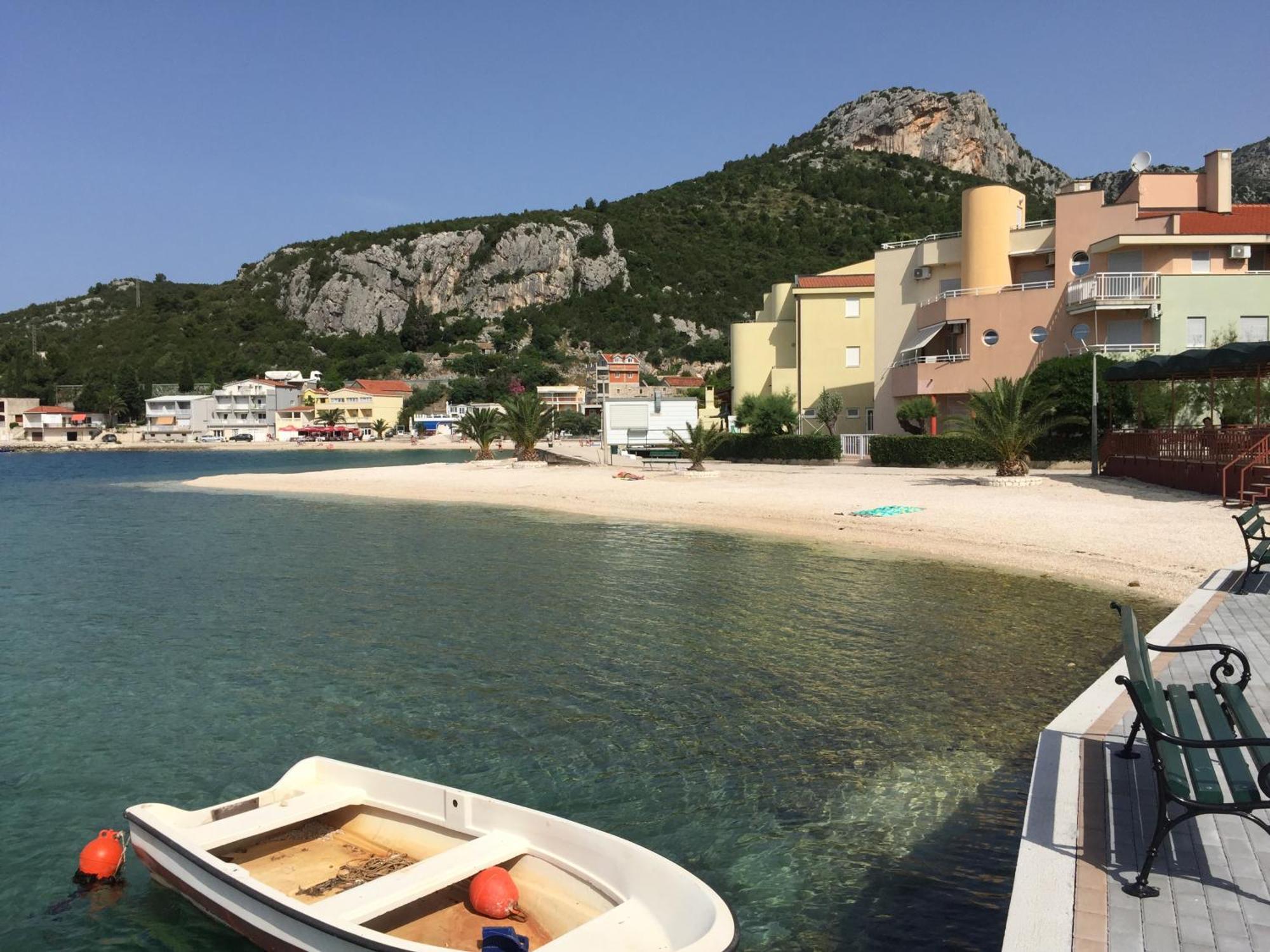 Apartments Ljiljana Клек Екстер'єр фото